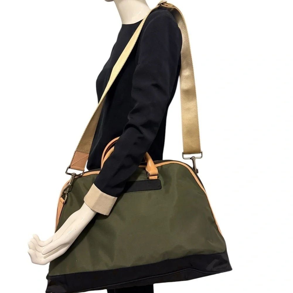 Danzo Retro Diaper Or Travel Bag Pockets W/ Labels Changing Mat Adjustable Strap